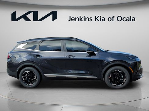 New 2026 Kia Sportage EX FWD image 3