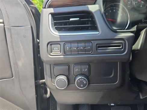 Used 2021 Chevrolet Tahoe LT RWD image 33