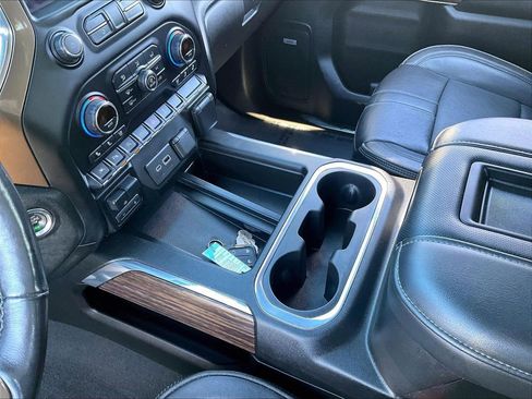 Used 2021 Chevrolet Silverado 1500 High Country w/ Technology Package image 20