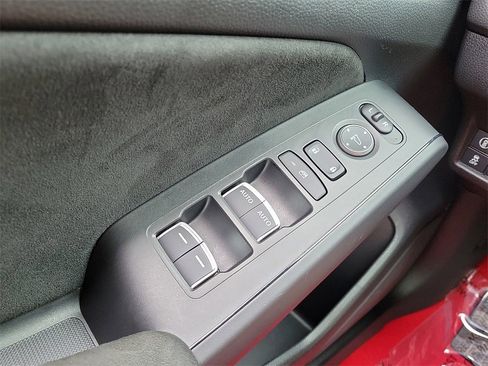 Used 2025 Honda Civic Type R image 15