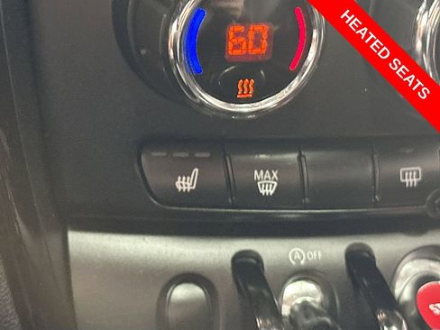 Used 2017 MINI Cooper Clubman ALL4 w/ Premium Package image 19