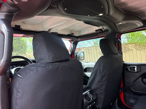 Used 2025 Jeep Wrangler Willys image 22