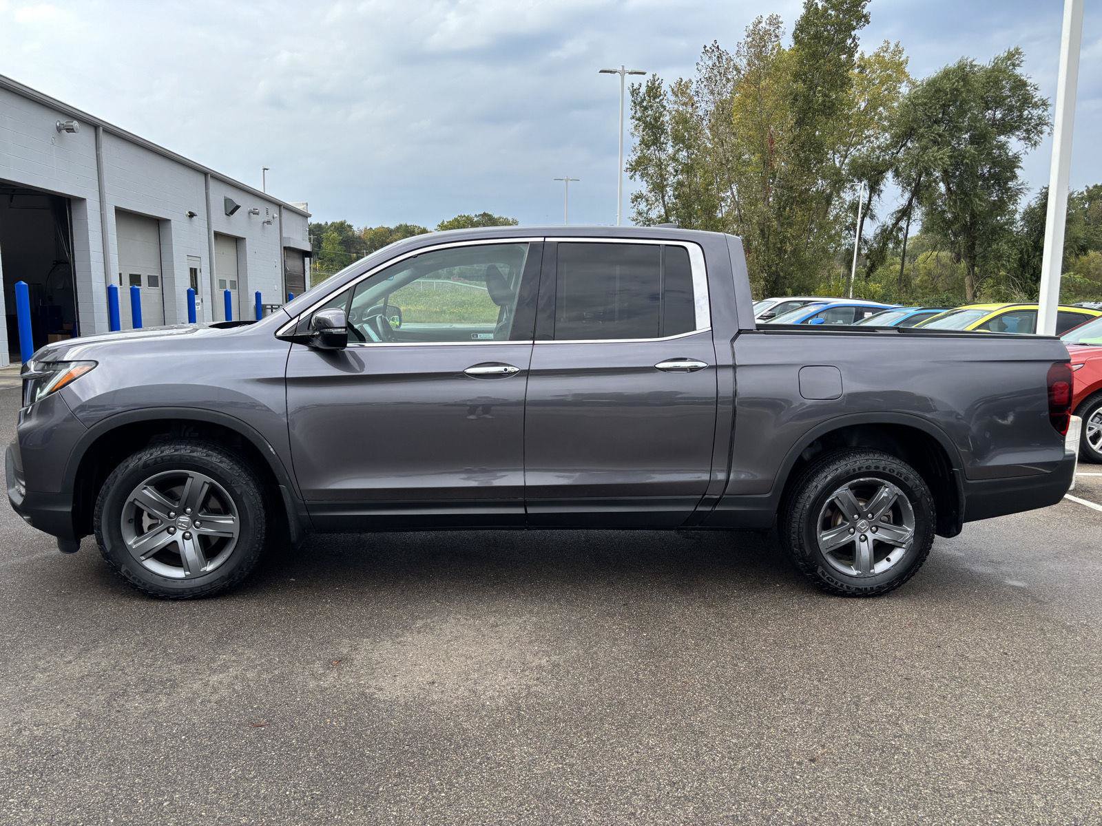 Used 2022 Honda Ridgeline RTL-E image 2
