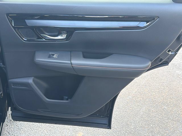 Used 2025 Honda CR-V Sport Touring image 17