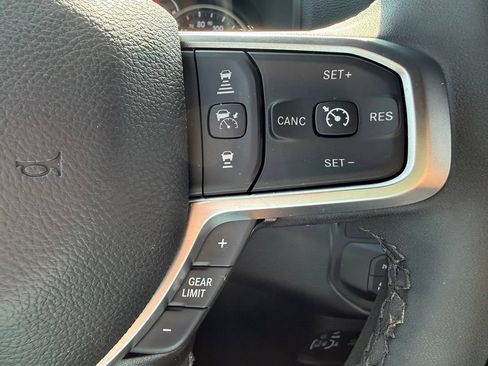Used 2026 RAM 2500 Big Horn AWD/4WD image 15