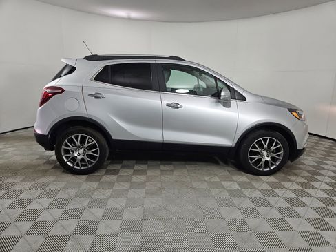 Used 2018 Buick Encore Sport Touring FWD image 8
