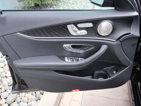 Used 2023 Mercedes-Benz E 450 4MATIC Sedan image 19
