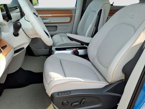 New 2025 Volkswagen ID. Buzz 1st Edition image 10