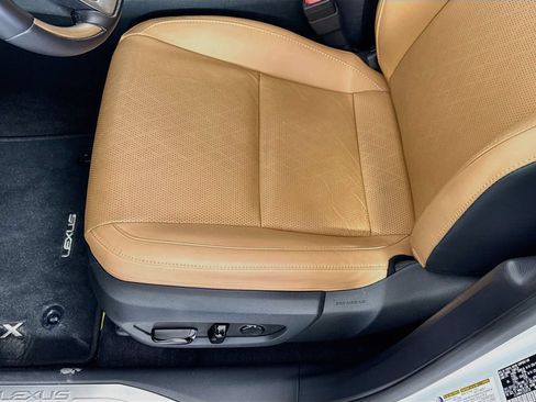 Certified 2025 Lexus RX 350 Premium Plus w/ Accessory Package (Z1) FWD image 20