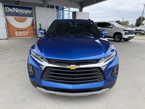 Used 2019 Chevrolet Blazer LT image 2