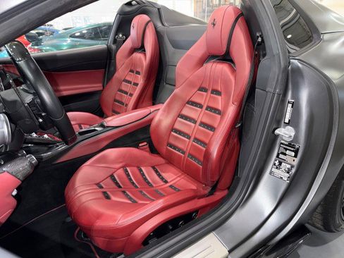 Used 2021 Ferrari 812 GTS image 47