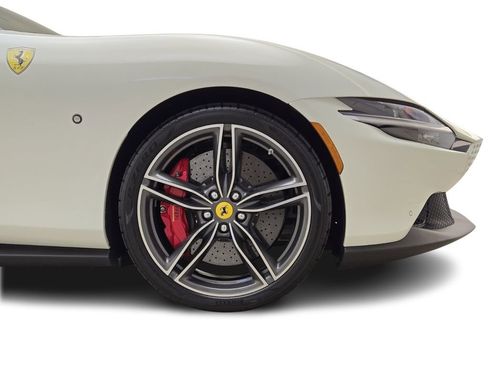 Used 2024 Ferrari Roma RWD image 8