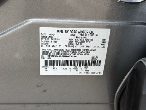 Used 2024 Ford Edge SEL AWD/4WD image 32