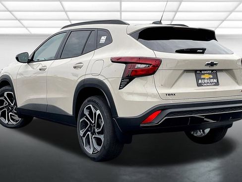 New 2026 Chevrolet Trax RS w/ Driver Confidence Package image 3