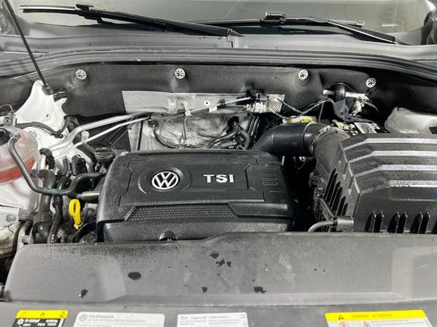 Used 2023 Volkswagen Atlas Cross Sport SEL R-Line image 30