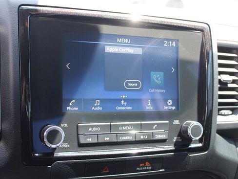 Used 2022 Nissan Frontier SV w/ Technology Package AWD/4WD image 17