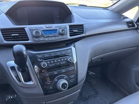 Used 2012 Honda Odyssey Touring Elite image 36