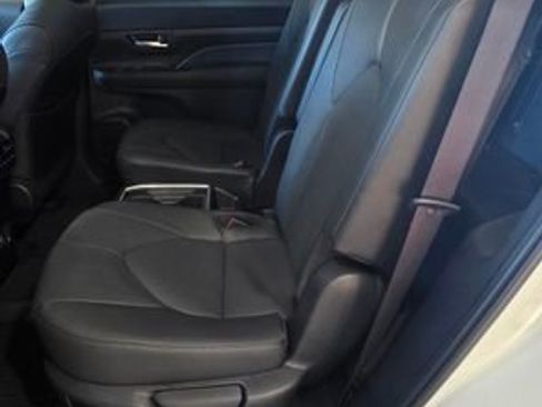 New 2026 Toyota Grand Highlander Platinum image 29