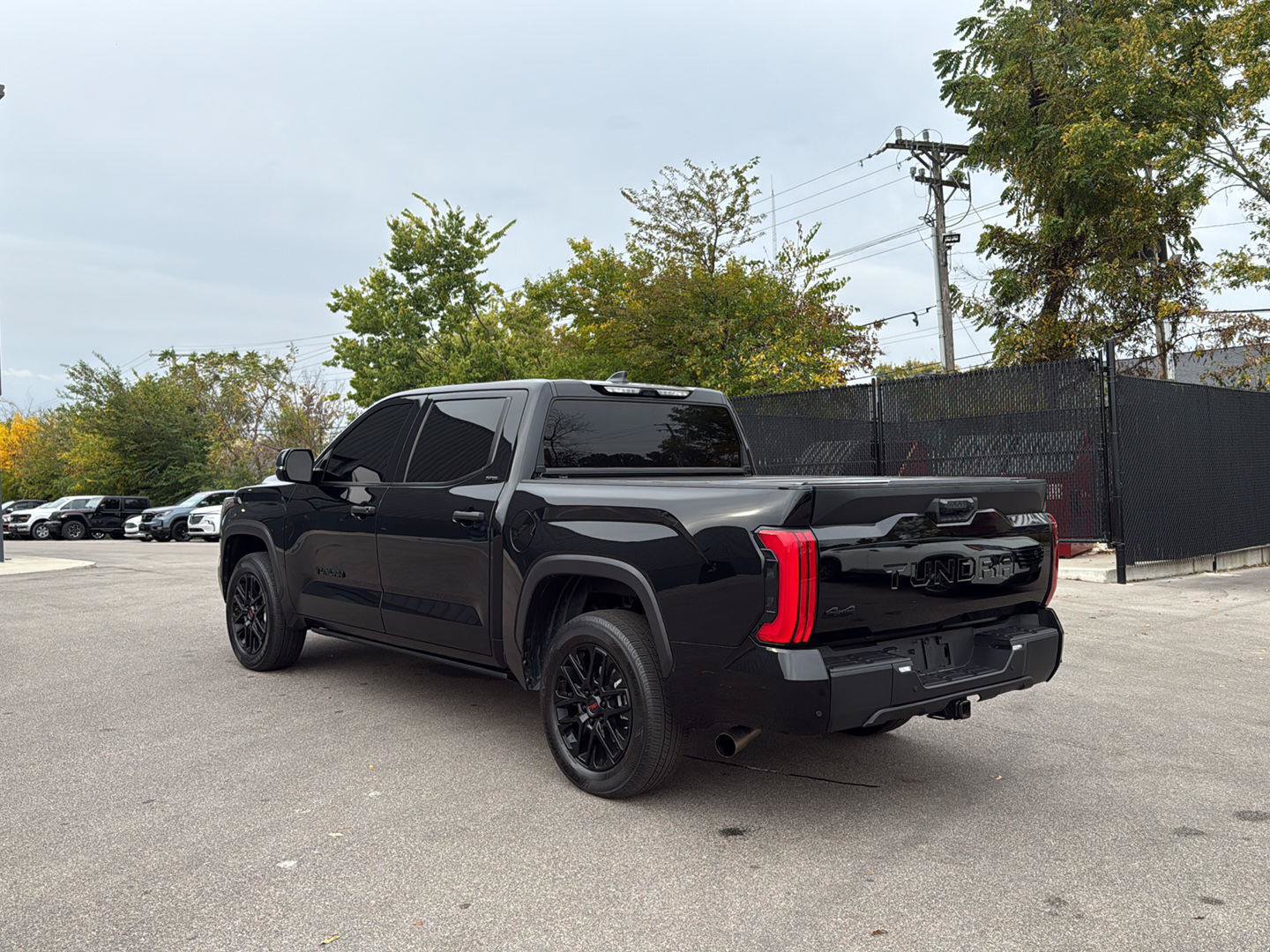 Used 2024 Toyota Tundra SR5 w/ SR5 Convenience Package AWD/4WD image 5