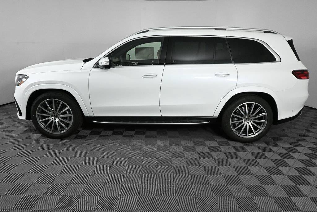New 2026 Mercedes-Benz GLS 450 4MATIC image 3