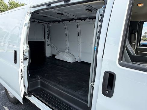 Certified 2024 Chevrolet Express 2500 RWD image 15