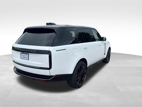 New 2026 Land Rover Range Rover Long Wheelbase SE AWD/4WD image 5