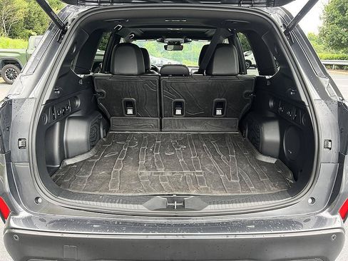 Used 2025 Subaru Forester Limited AWD/4WD image 22