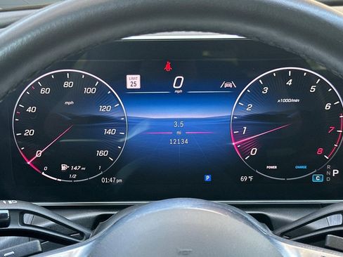 Certified 2025 Mercedes-Benz C 300 Sedan image 20