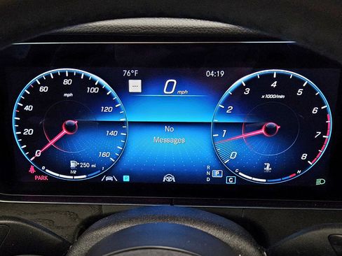 Used 2023 Mercedes-Benz E 350 4MATIC Sedan image 45
