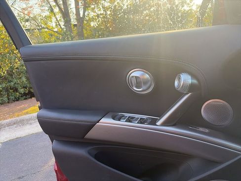 Used 2025 Genesis GV60 Advanced image 16