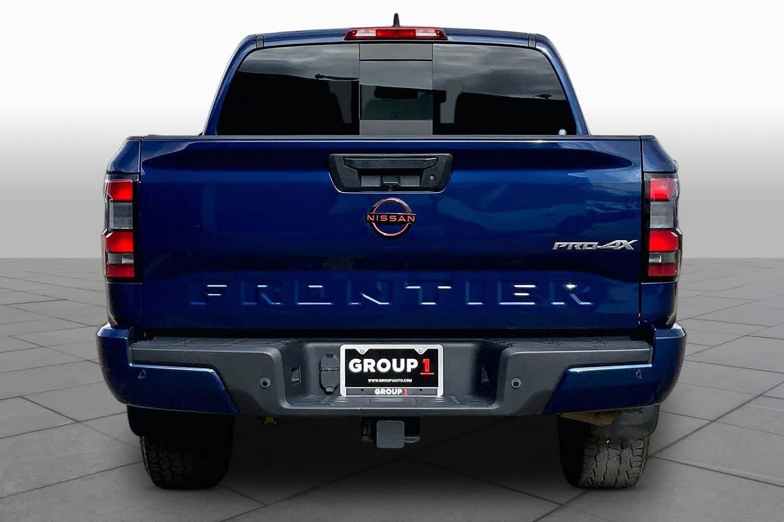 Used 2023 Nissan Frontier PRO-4X w/ Technology Package AWD/4WD image 4