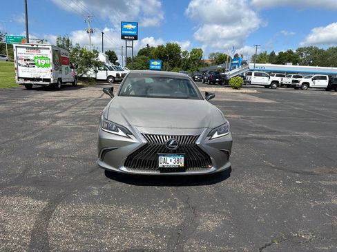 Used 2019 Lexus ES 350 w/ Accessory Package 2 FWD image 13