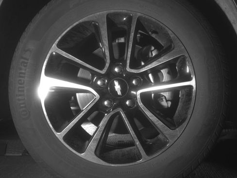 Used 2025 Chevrolet TrailBlazer LT FWD image 16