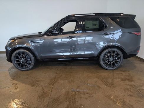 New 2026 Land Rover Discovery Limited Edition AWD/4WD image 3