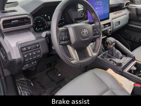 Certified 2025 Toyota 4Runner Trailhunter AWD/4WD image 12