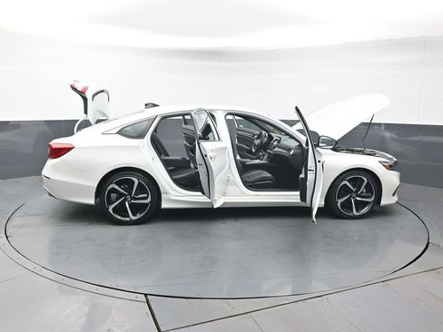 Certified 2022 Honda Accord Sport image 55