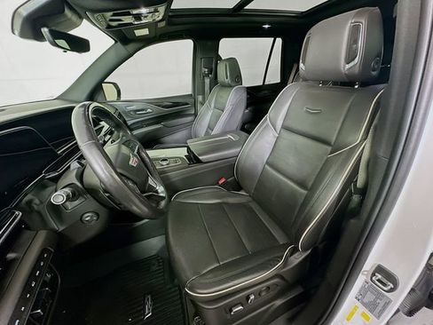 Used 2022 Cadillac Escalade Sport w/ Touring Package AWD/4WD image 22