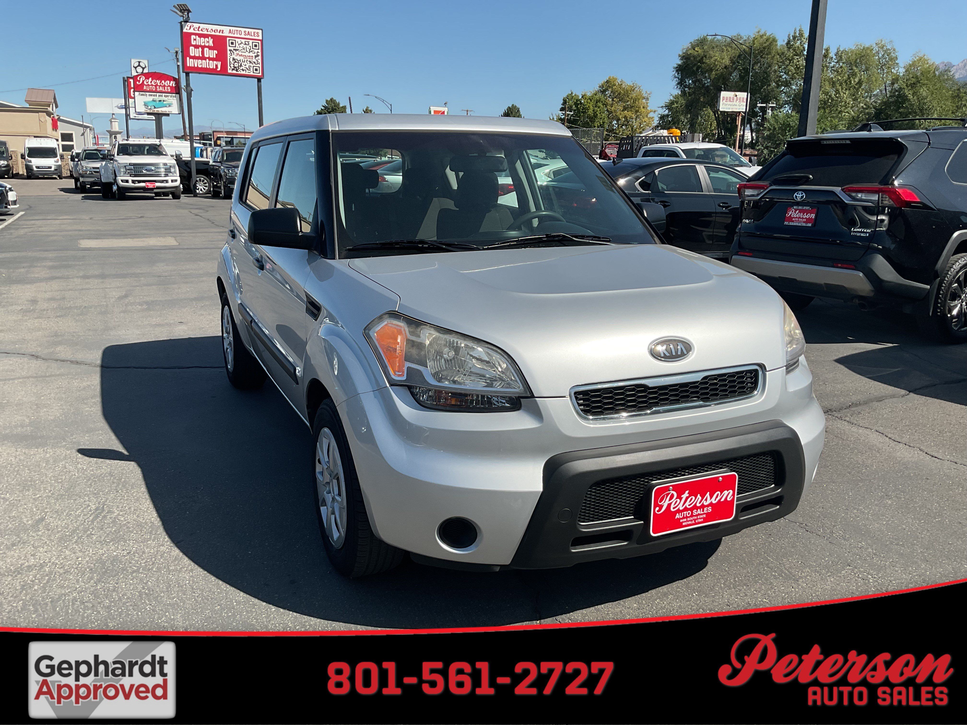 Used 2011 Kia Soul FWD image 1