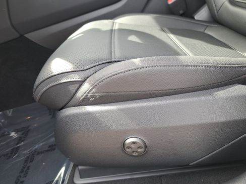 New 2026 Mercedes-Benz GLC 300 image 29