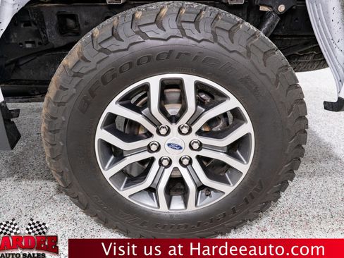 Used 2021 Ford F150 Lariat w/ FX4 Off-Road Package AWD/4WD image 10