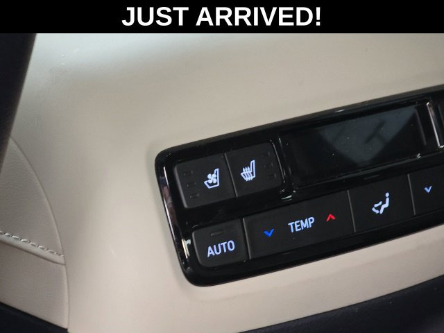 Certified 2024 Hyundai Palisade Calligraphy FWD image 12