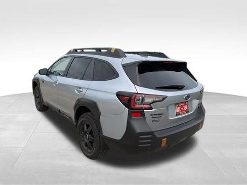 Used 2025 Subaru Outback Wilderness AWD/4WD image 6