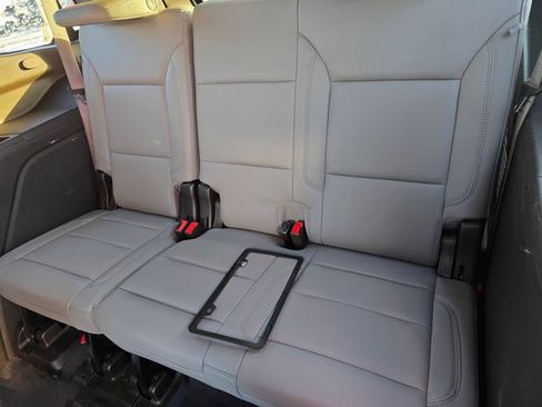 Used 2021 Chevrolet Tahoe Z71 image 15