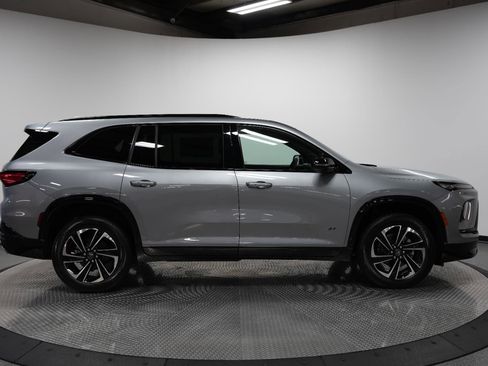 New 2026 Buick Enclave Sport Touring image 9