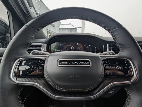 Used 2024 Jeep Grand Wagoneer L Series II w/ Quick Order Packagew 28T image 25