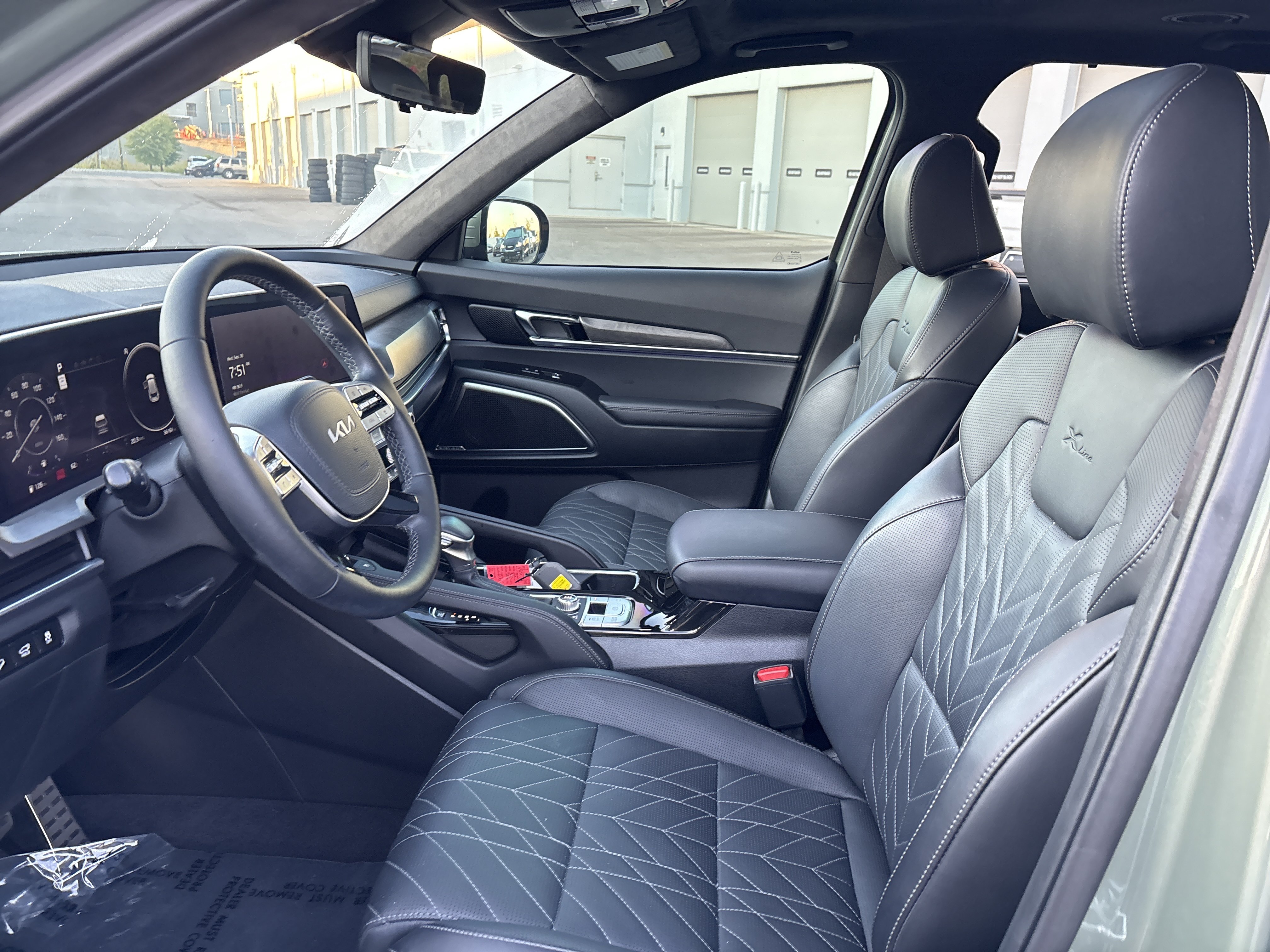 Used 2025 Kia Telluride SX Prestige X-Line AWD/4WD image 18