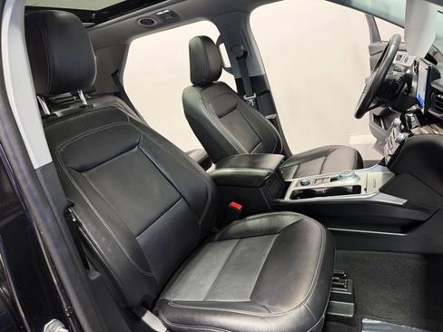 Used 2021 Ford Explorer Limited w/ Hybrid Equipment Group 310A AWD/4WD image 23
