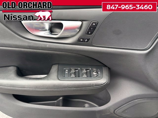 Used 2025 Volvo V60 B5 Cross Country Plus AWD/4WD image 11