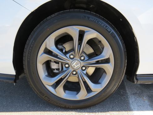 Used 2024 Honda Accord EX image 13