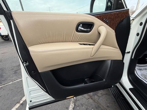 Used 2019 Nissan Armada SL w/ Premium Package image 10